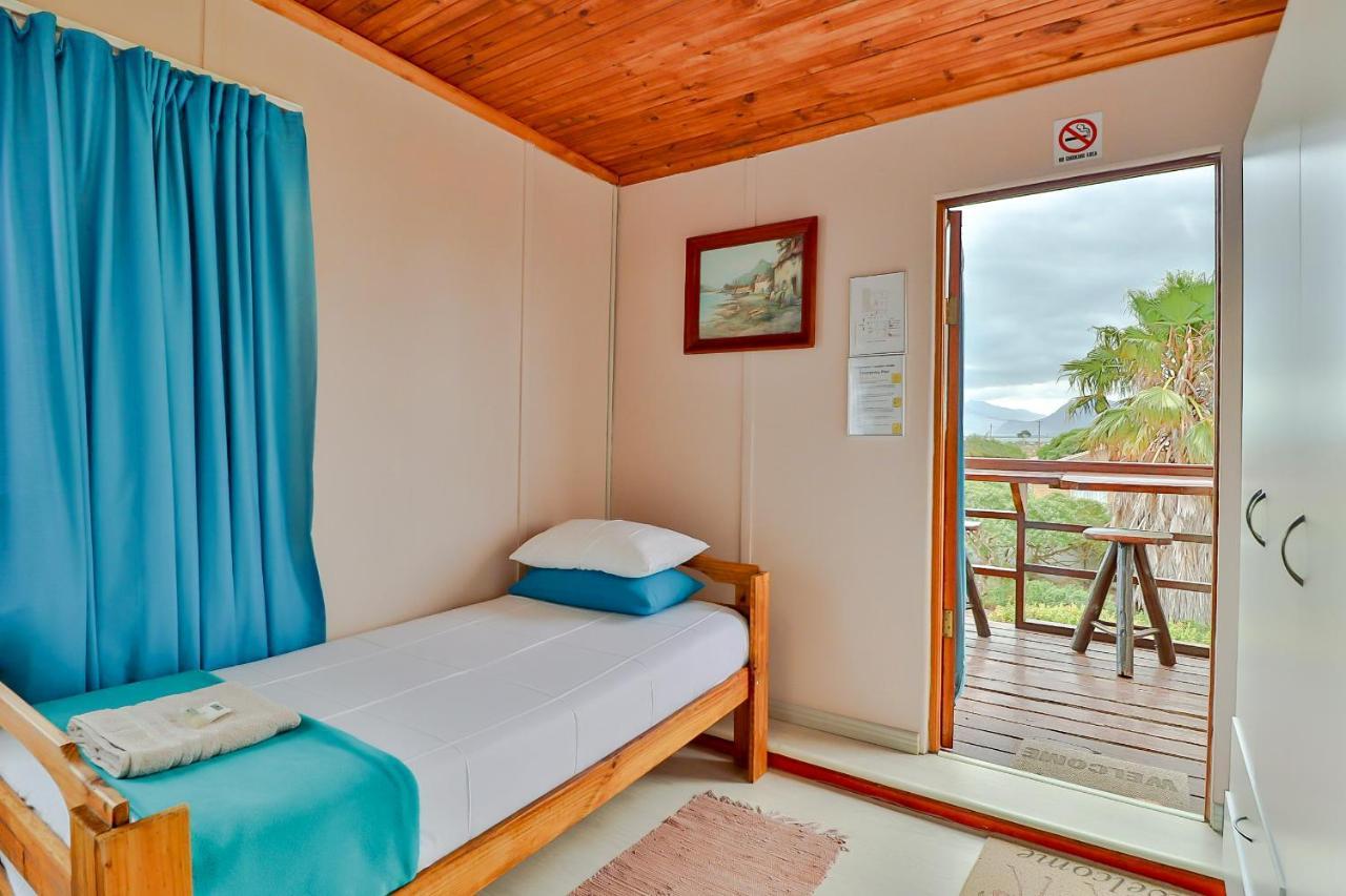 Fisherhaven Travellers Lodge Hermanus Exterior foto