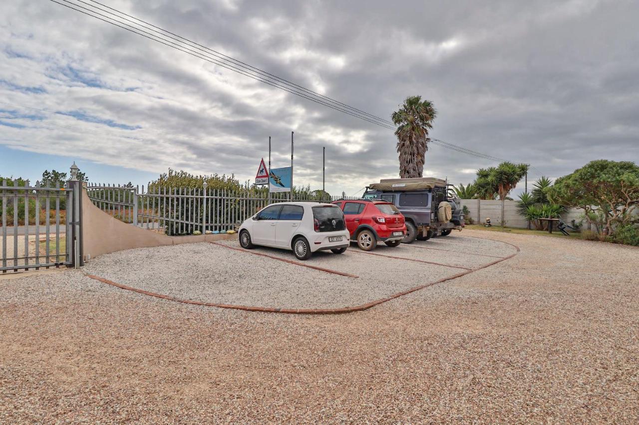 Fisherhaven Travellers Lodge Hermanus Exterior foto